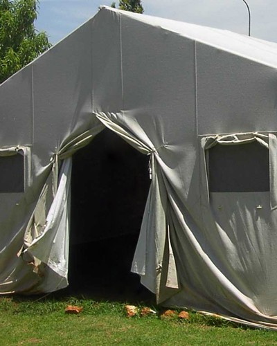 Изготавливаем солдатские палатки в Магнитогорске вместимостью <strong>до 70 человек</strong>